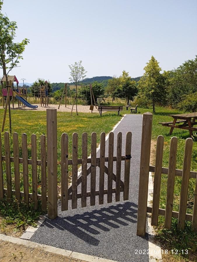 Gite Les Arcades Collonges-en Charollais Exterior photo